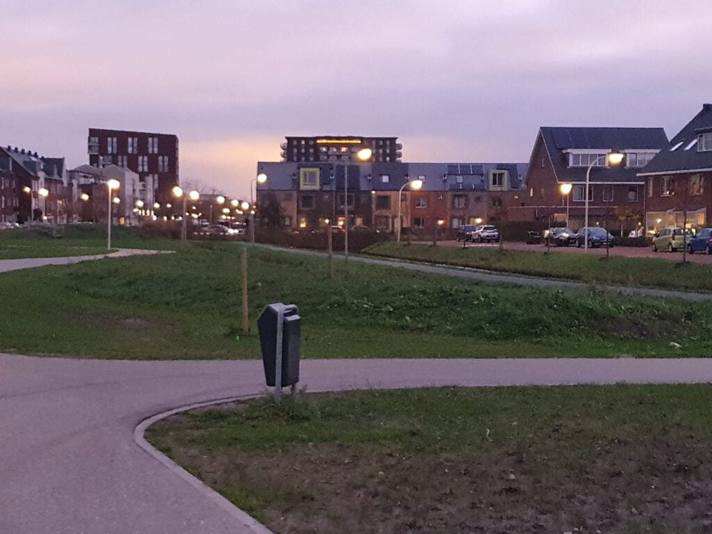 Het Groen Vizier, Pijnacker. Aanleg bomen, heesters en beplanting.